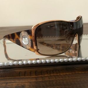 Versace tortoise sunglasses with case